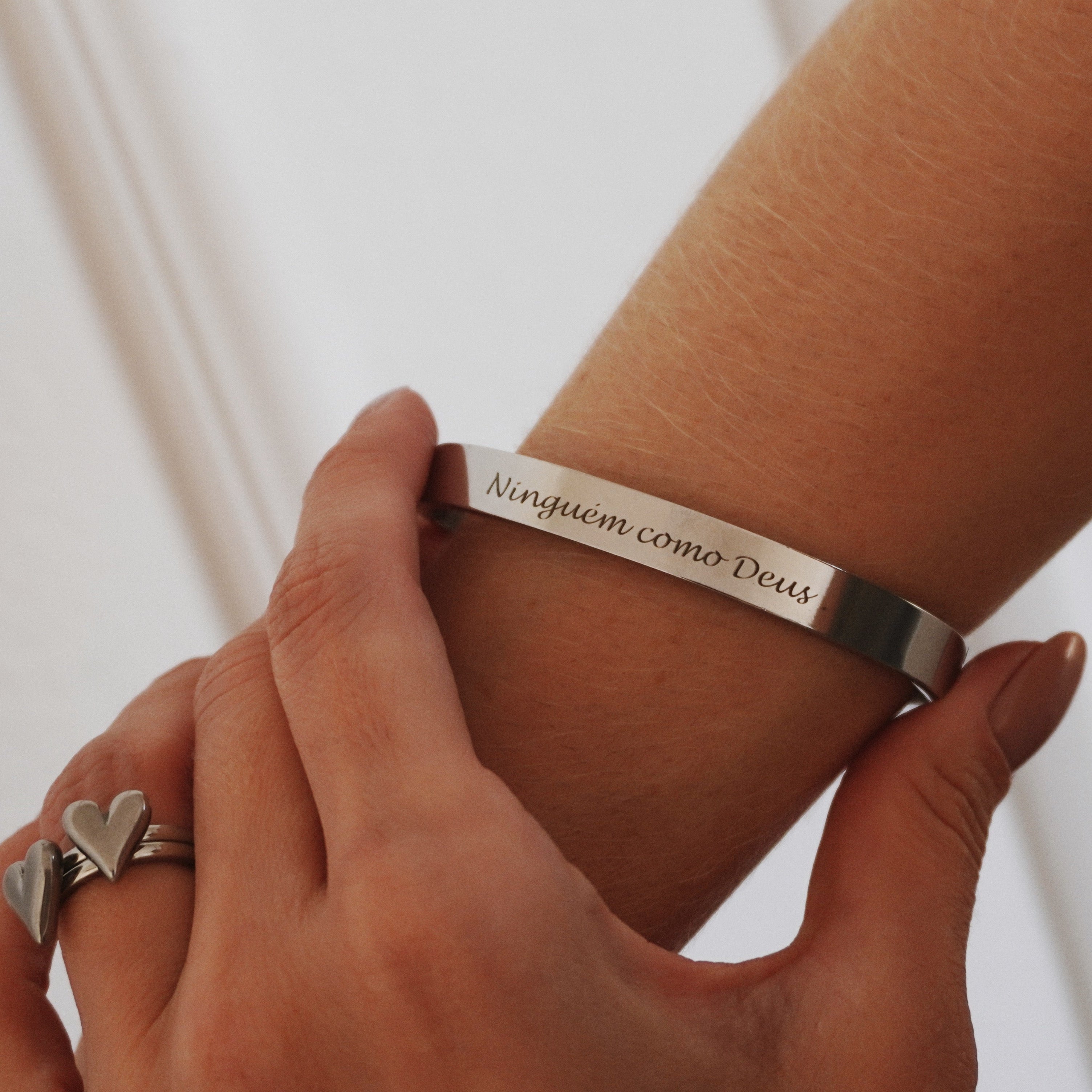 BRACELETE QUEM COMO DEUS?