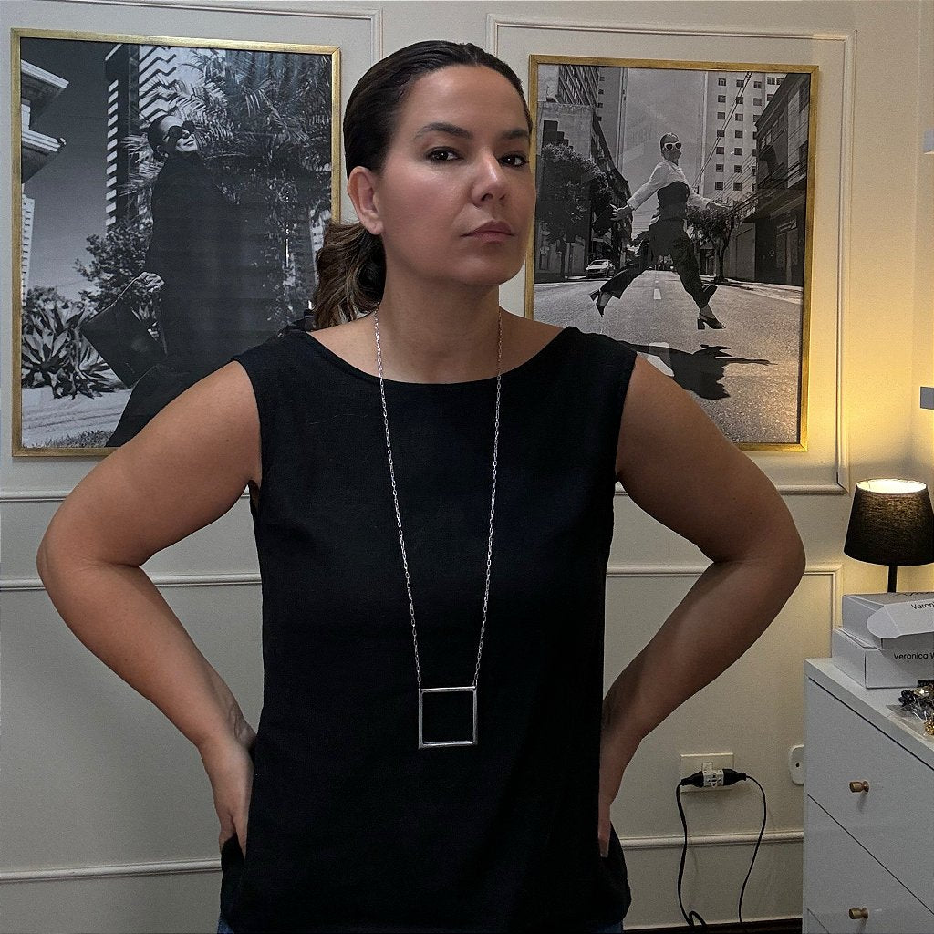 Colar Quadrado Longo